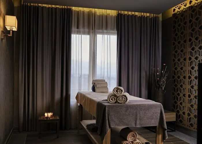 Comfy 1bd In 4star * バンスコ